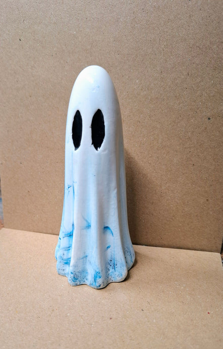 Large aqua Ghost