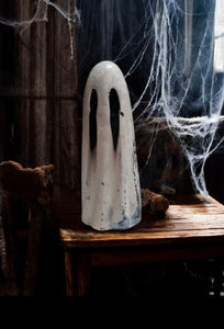 Small messy ghostie