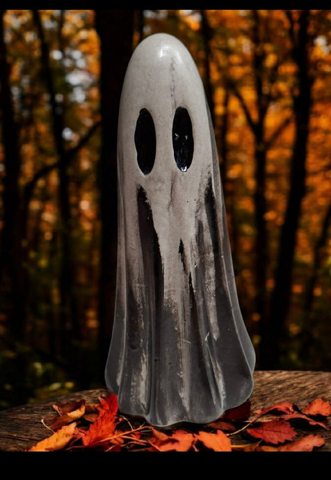 Large Black Ghostie